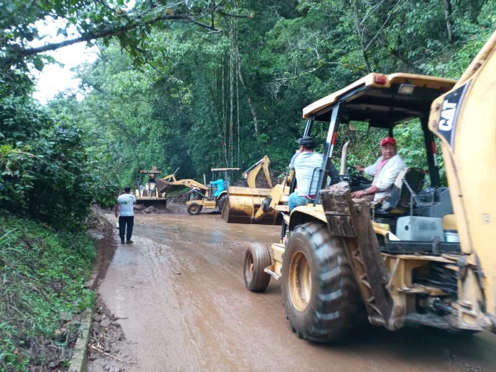 Gobierno despliega fuerzas para atender afectaciones por lluvias en Sierra Norte de Puebla