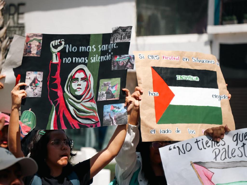 Marchan en Puebla en solidaridad con el pueblo palestino