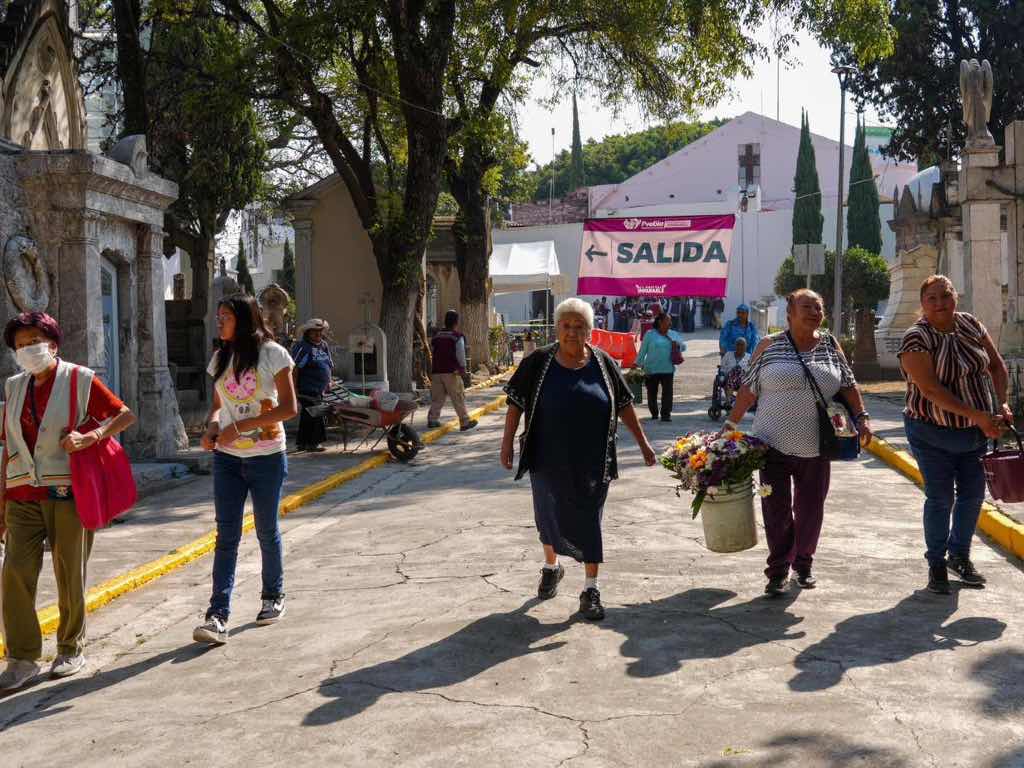 Esperan más de 82 mil visitantes en el Panteón Municipal de Puebla durante Día de Muertos