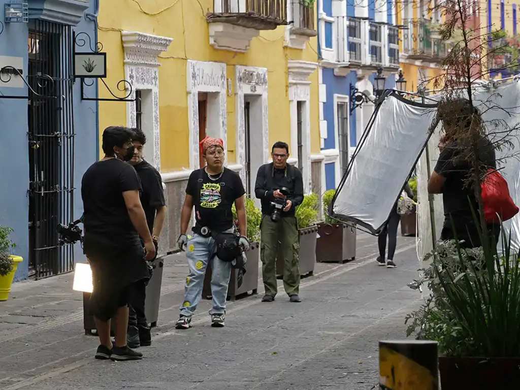 Producciones audiovisuales en la ciudad de Puebla atraen turismo; fue sede de 26 proyectos en un año