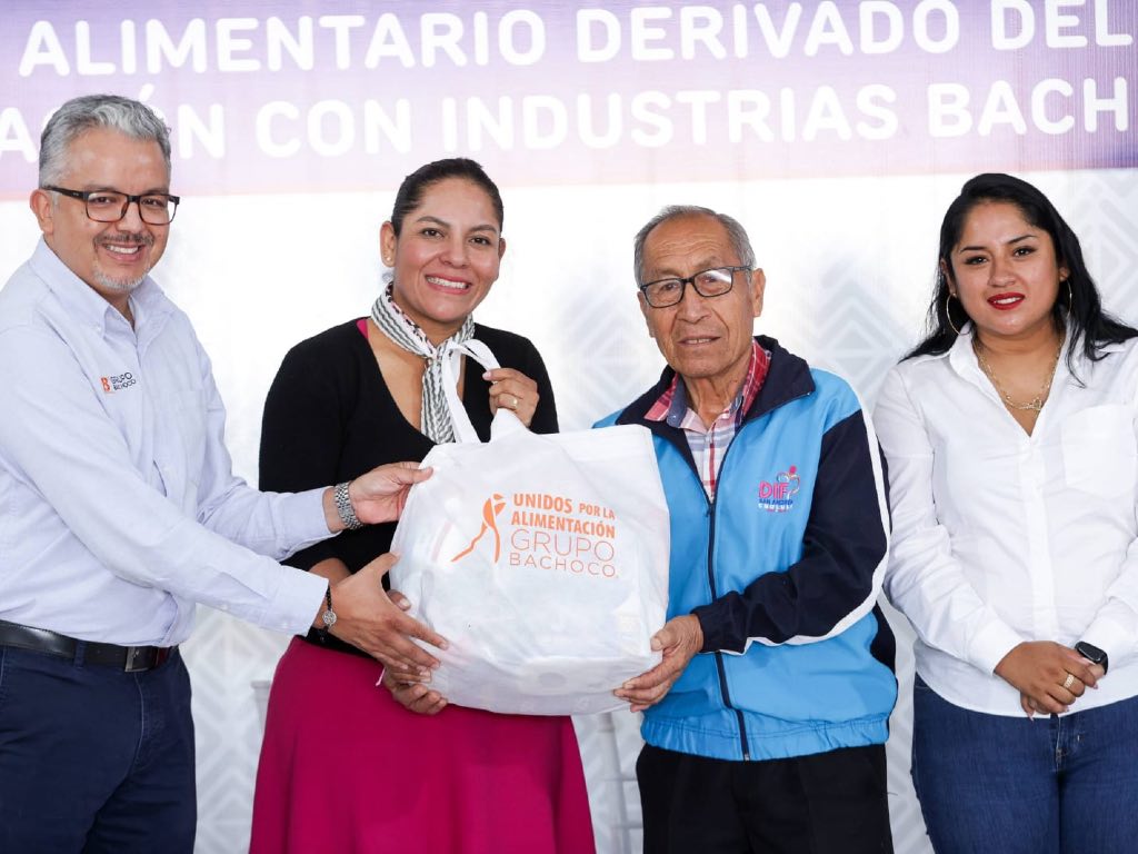 Entregan 450 apoyos alimentarios en San Andrés Cholula en colaboración con Industrias Bachoco