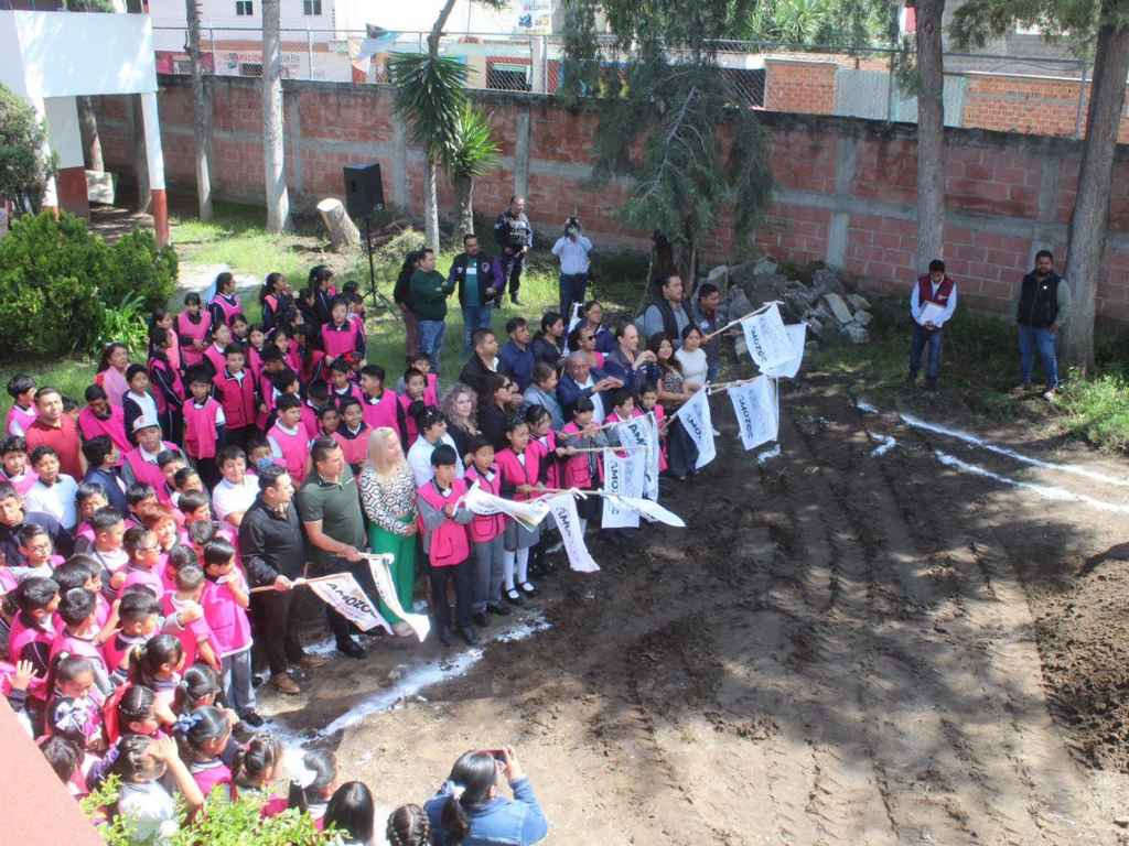 Ayuntamiento de Amozoc inicia la construcción de sanitarios en la Escuela Primaria Gral. Juan C. Bonilla 
