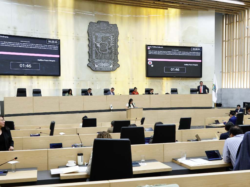 Armenta respalda postura de Claudia Sheinbaum contra regresar fuero a diputados
