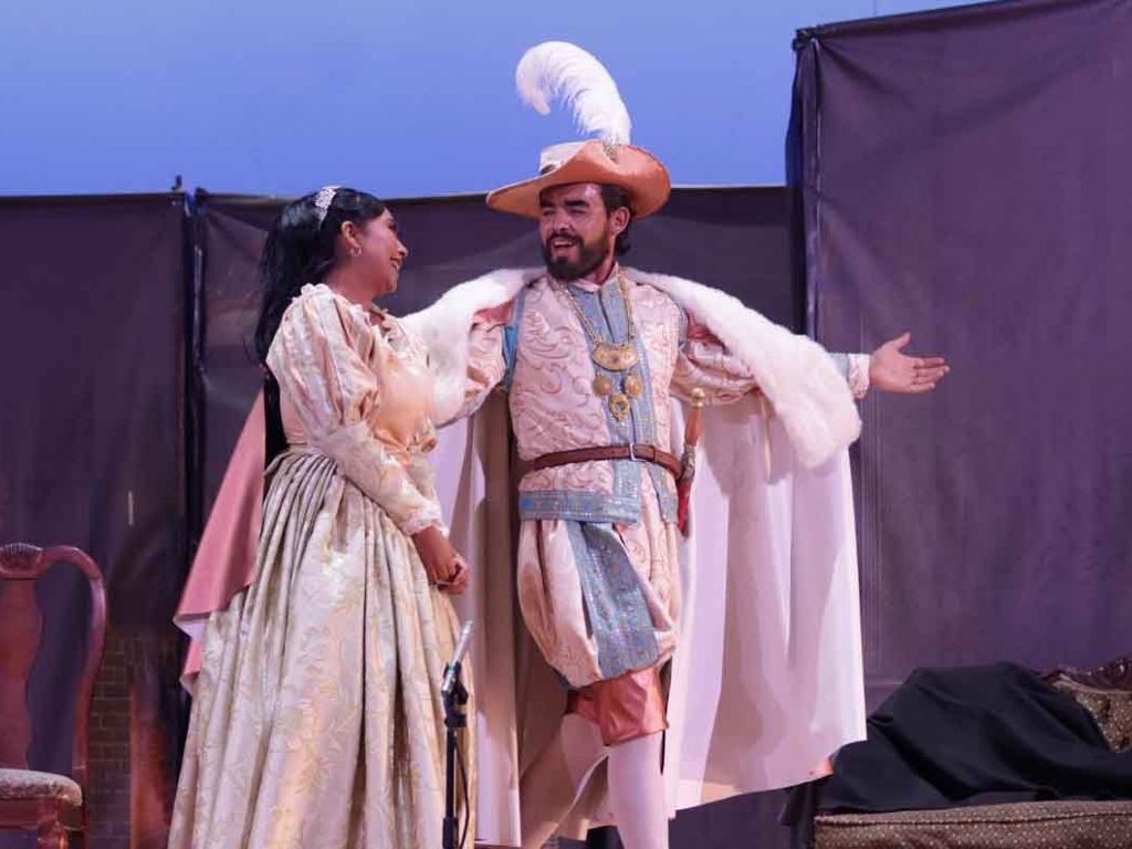 Aquiles Córdova llama a ser cultos para cambiar a México; arrancó Encuentro Nacional de Teatro
