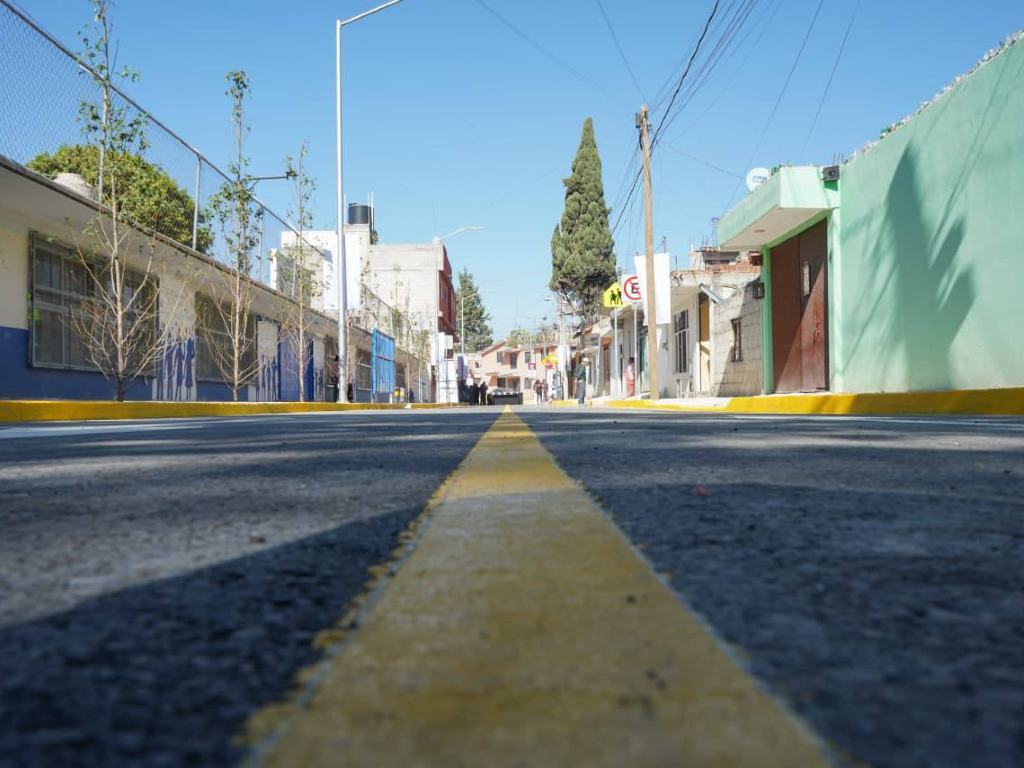 Entrega Gobierno de la Ciudad trabajos de pavimentación en San José Los Cerritos
