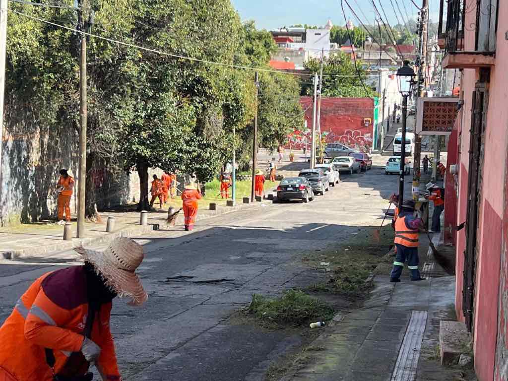 Refuerzan programa Limpiando bien y a la primera en barrios de Puebla
