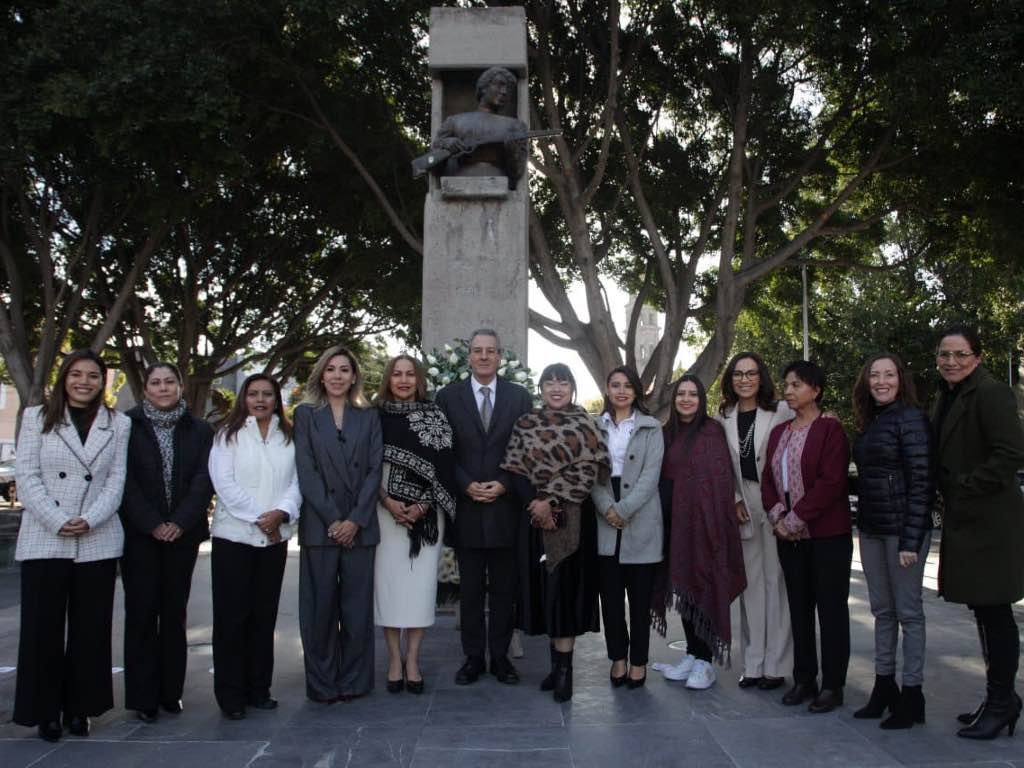 Conmemora Gobierno de la Ciudad natalicio de Carmen Serdán