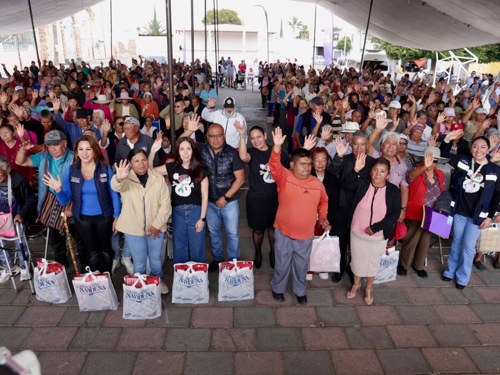 Inicia Lupita Cuautle entrega de Canasta Navideña 2025