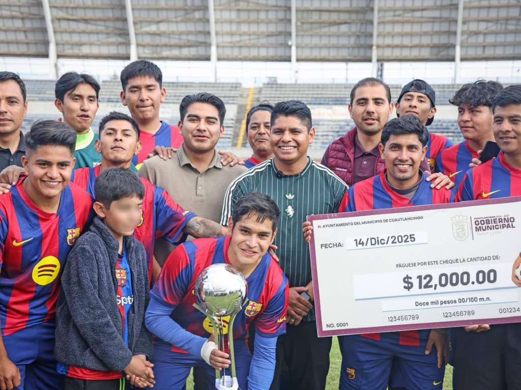 Omar Muñoz preside final de la Liga Municipal de Futbol de Cuautlancingo