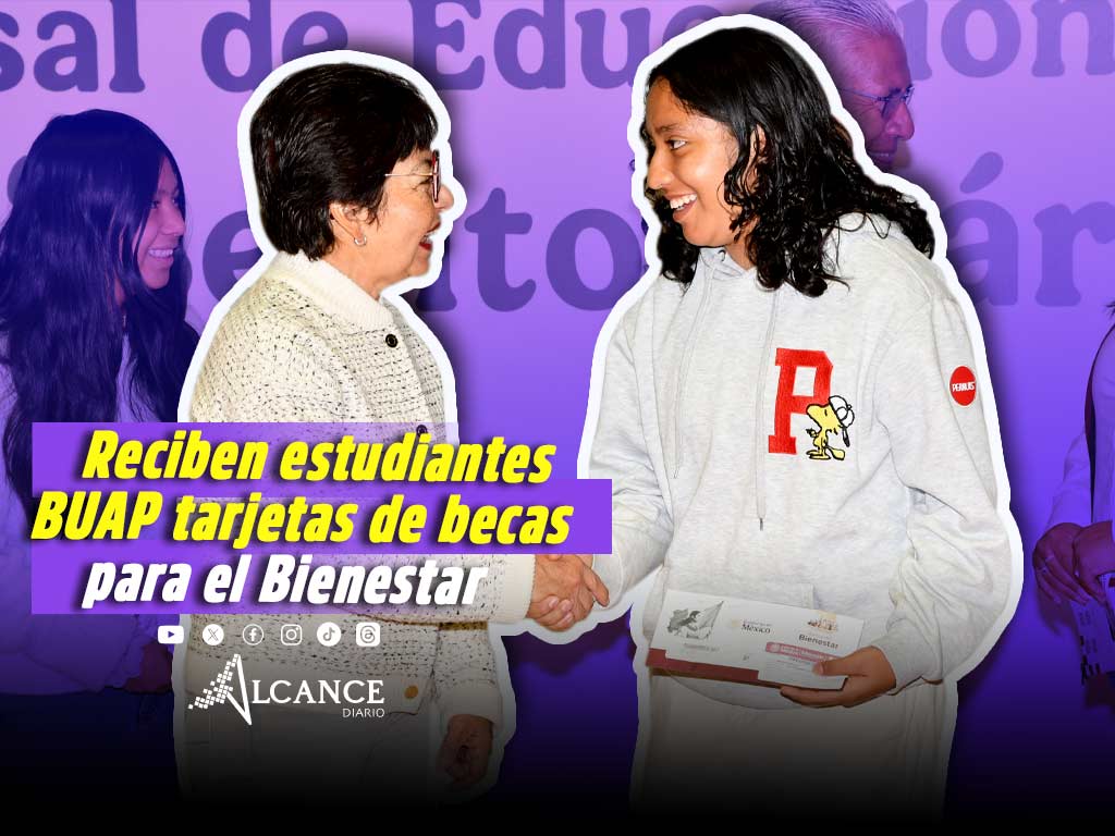 La educación transforma el futuro de los jóvenes: Lilia Cedillo en entrega de becas