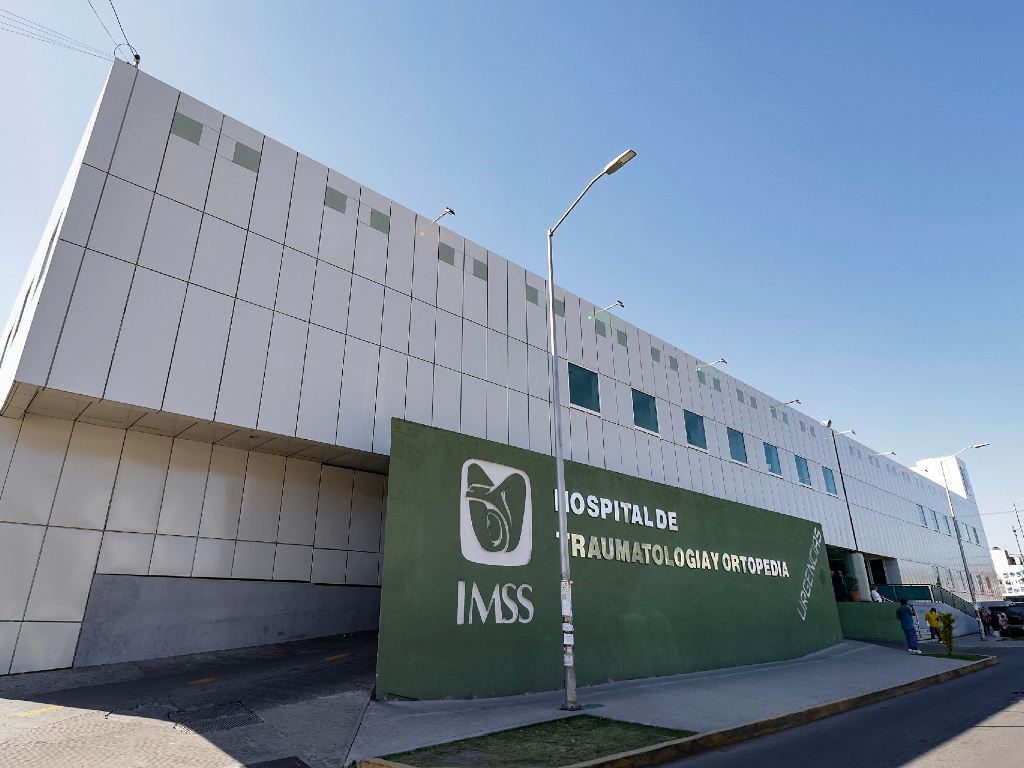 Remodelan sala de terapia intensiva en Hospital de Traumatología y Ortopedia