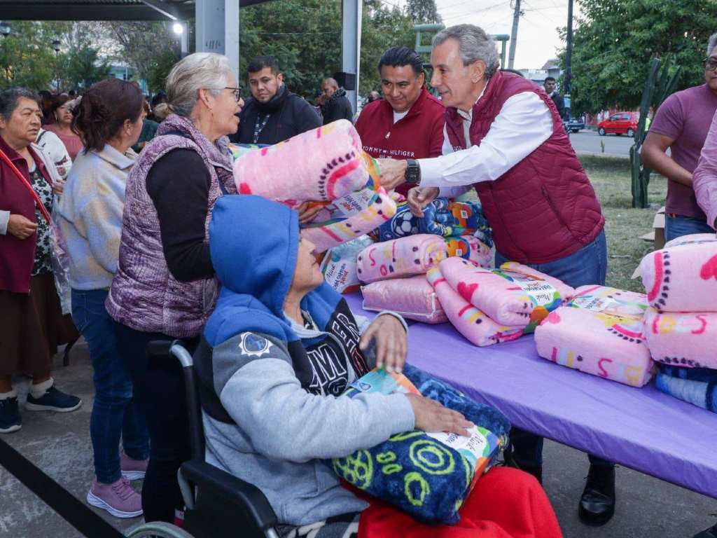 Celebra Gobierno de la Ciudad posada navideña en la Junta Auxiliar Ignacio Zaragoza