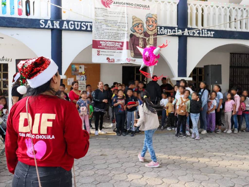 Continúan llevando las posadas decembrinas a todo San Pedro Cholula