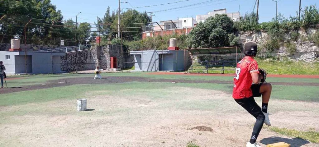 Gobierno del Estado rehabilita sanitarios del Campo Deportivo “El Hoyo”