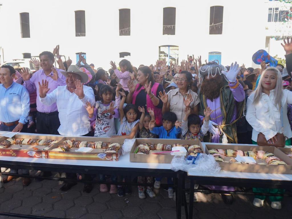 Así celebró el municipio de Amozoc el Día de Reyes