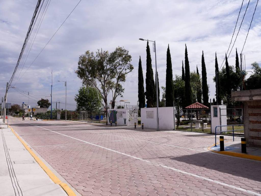 Dan nueva cara a Parque Xicotzingo y a calle en San Bernardino Tlaxcalancingo