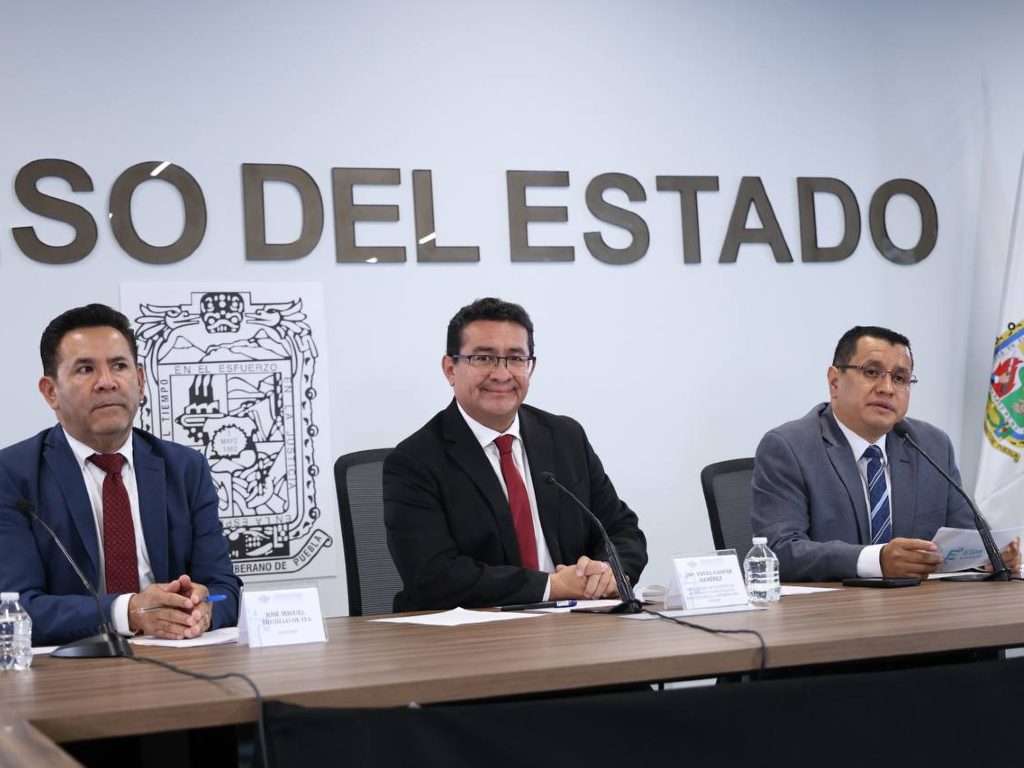 Congreso recibe comparecencias del gabinete estatal con respeto