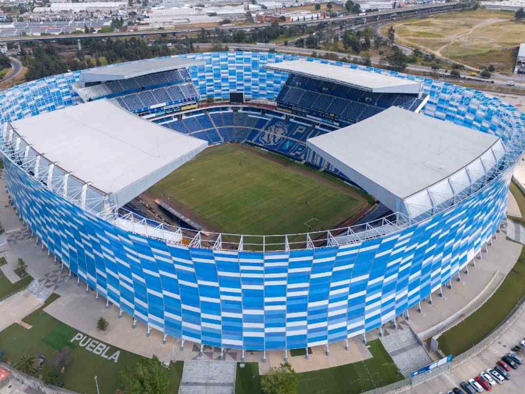 Prometen que cancha del Estadio Cuauhtémoc estará lista tras fecha FIFA