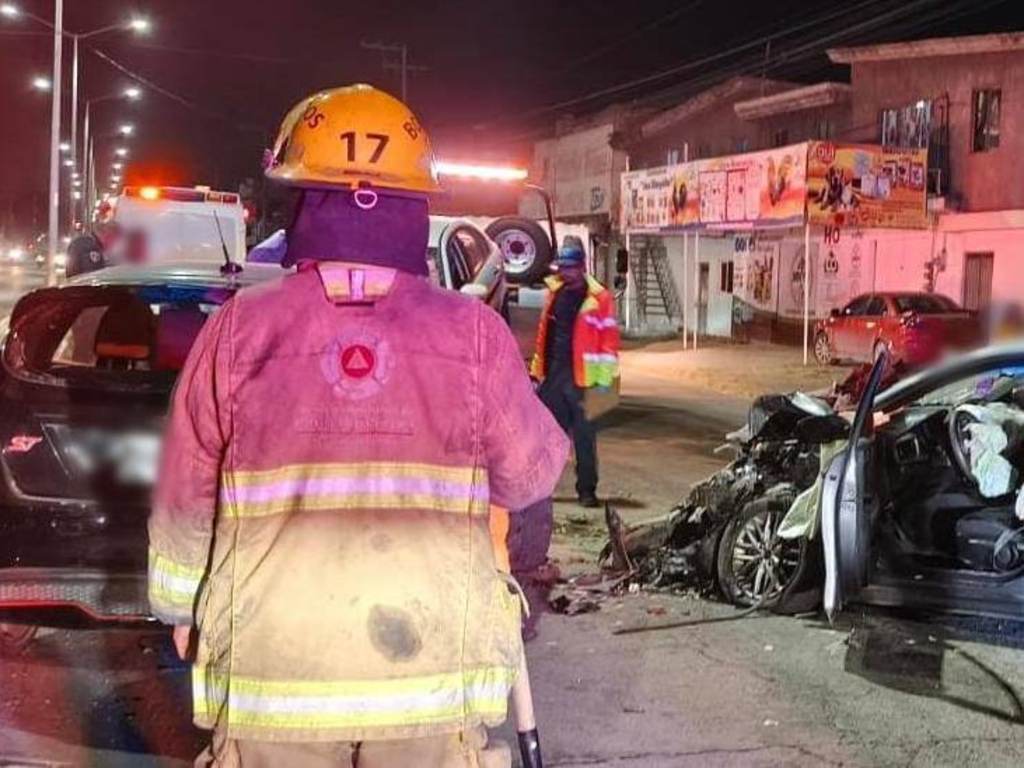 Protección Civil de San Pedro Cholula atiende percances vehiculares en San Juan Tlautla y Santiago Momoxpan