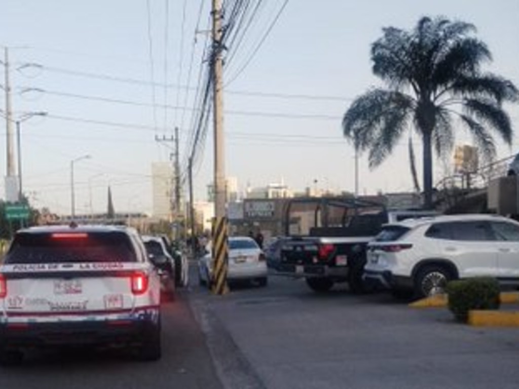 Resulta herido un hombre en un intento de asalto afuera del laboratorio Exakta en Ángelópolis