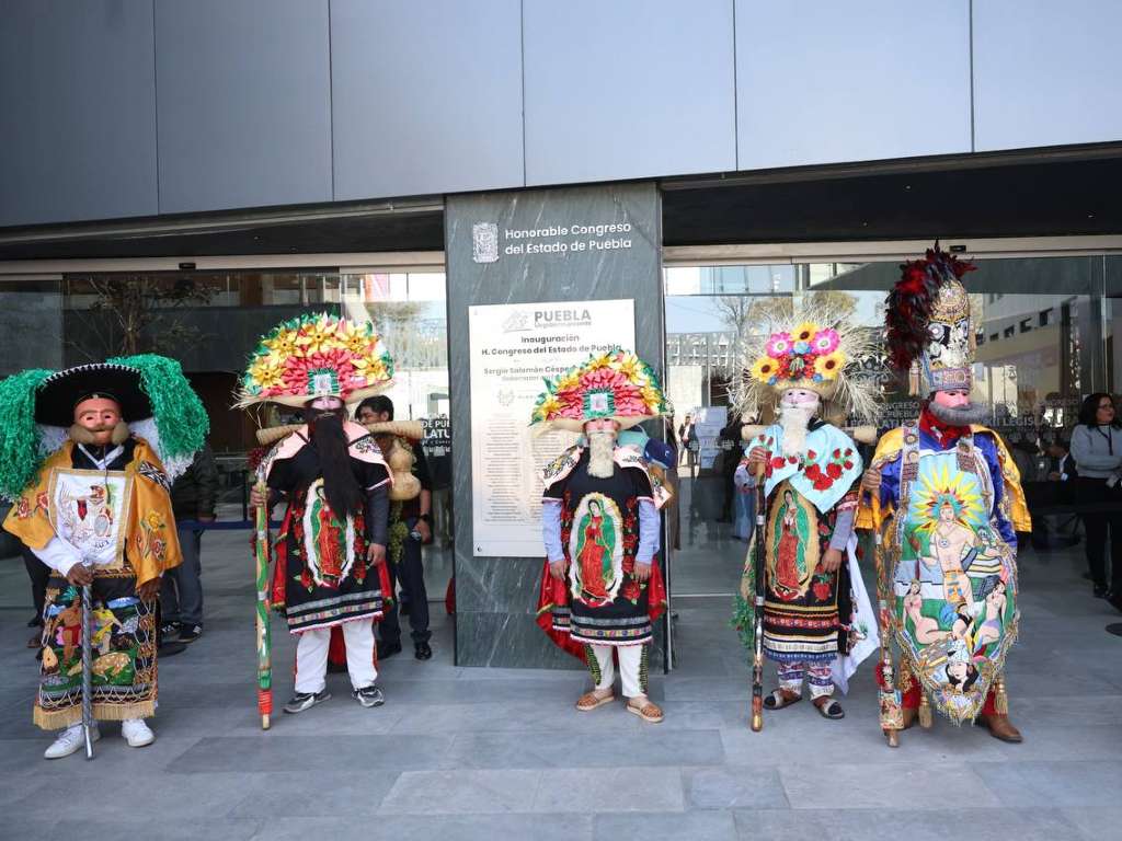 Presentan en el Congreso la edición 158 del Carnaval de Huejotzingo