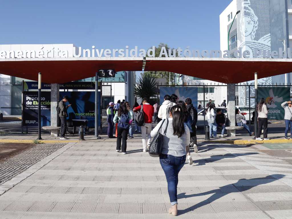 Universidades de Puebla retoman clases presenciales