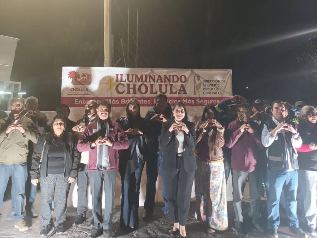 Modernizan luminarias aledañas a la Zona Arqueológica de Cholula