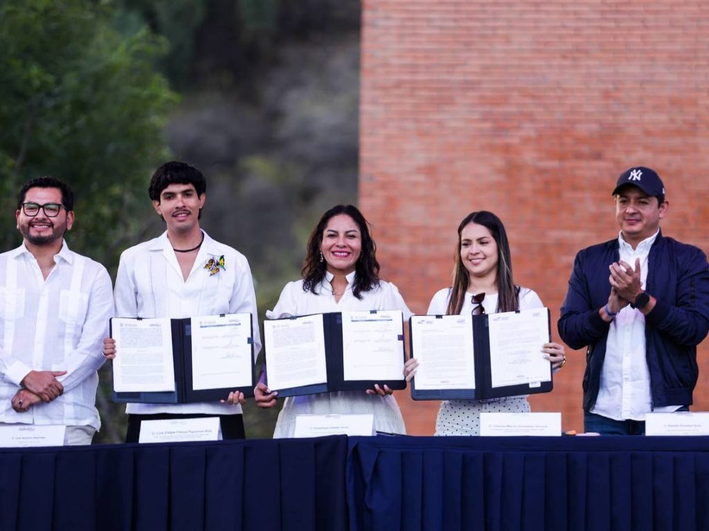 Realiza San Andrés Cholula firma de un hermanamiento con Izamal y municipios de Honduras