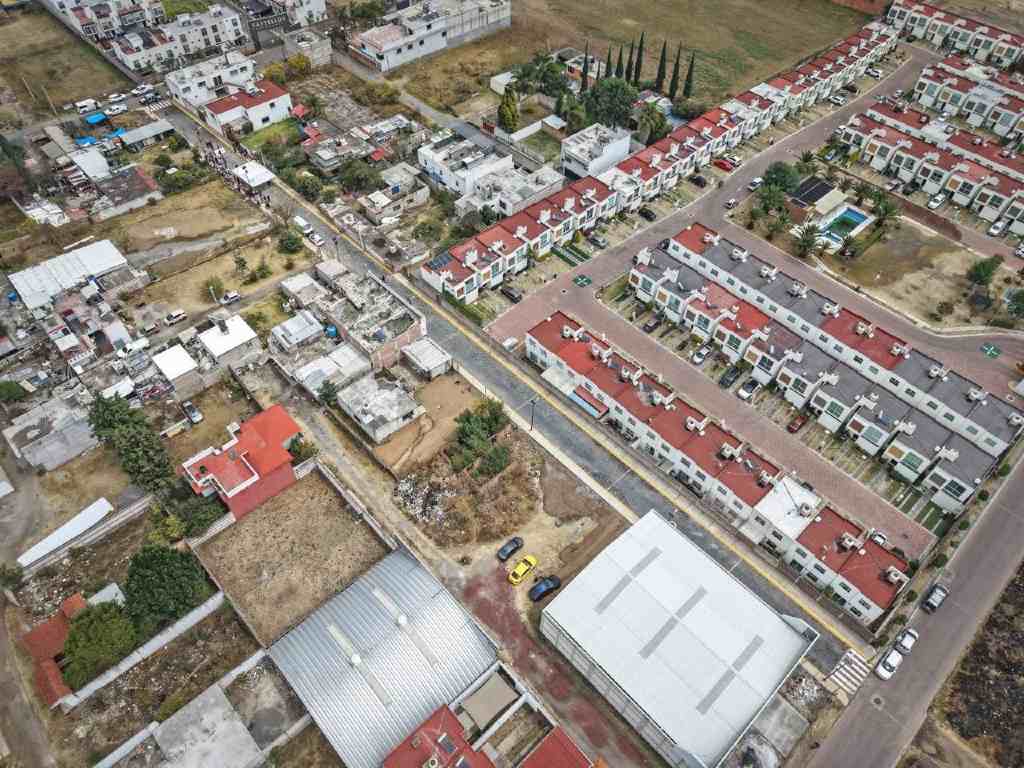 Entrega gobierno de Cuautlancingo pavimento con adoquín en San Isidro