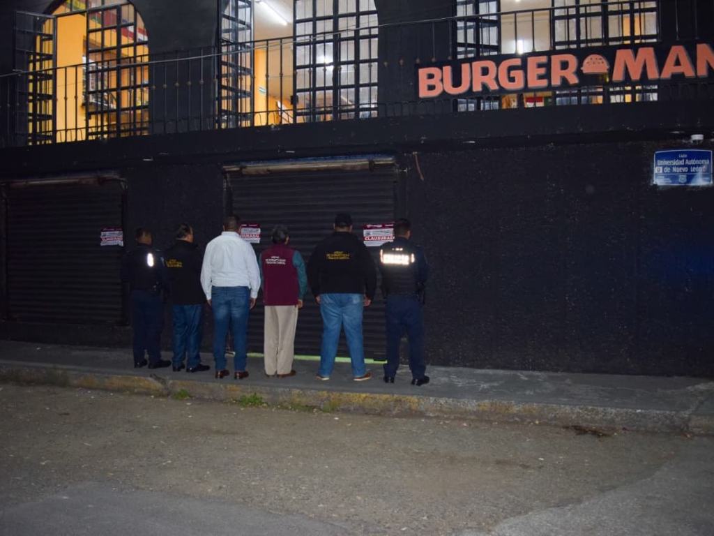 Clausuran cinco bares en la zona de CU de Puebla