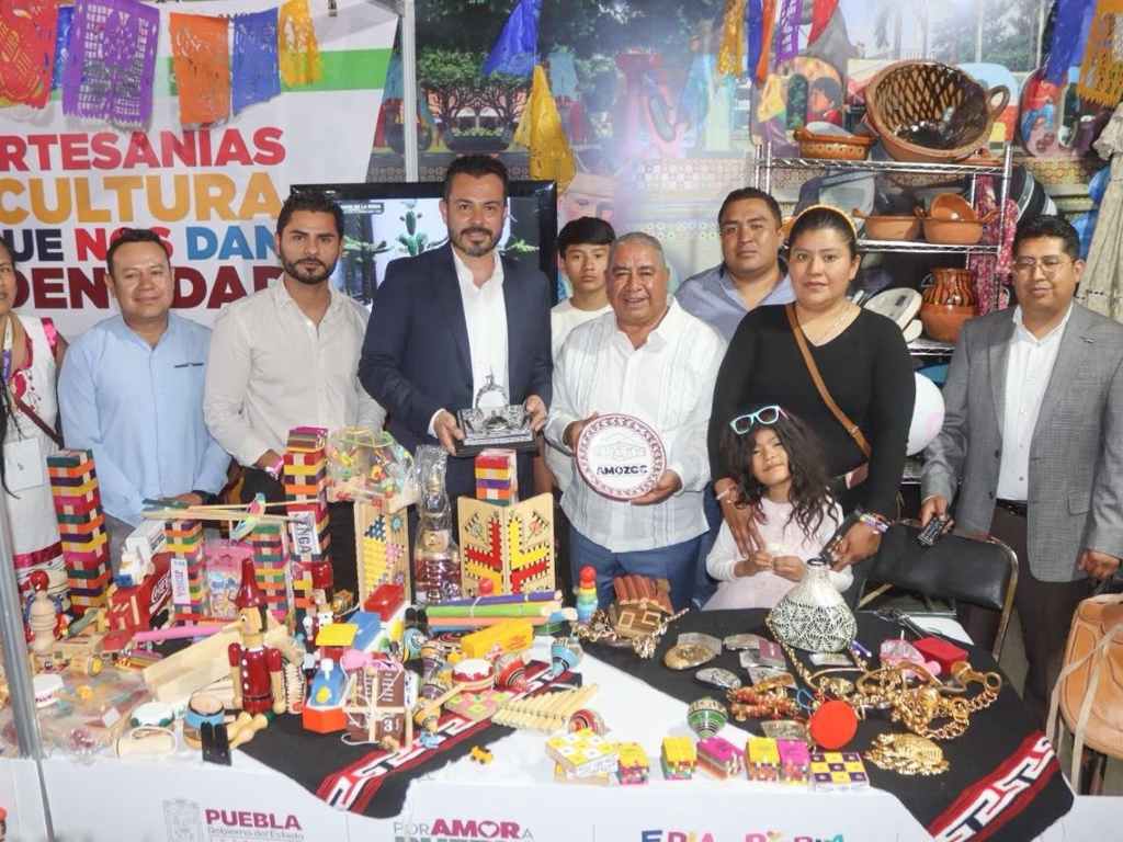 Artesanos de Amozoc presentes en la Feria de Puebla 2026