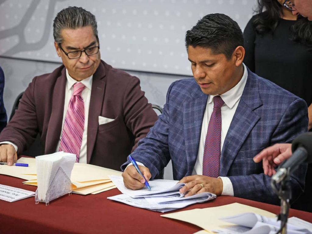 Gobierno de Cuautlancingo firma convenio para regularización de vivienda