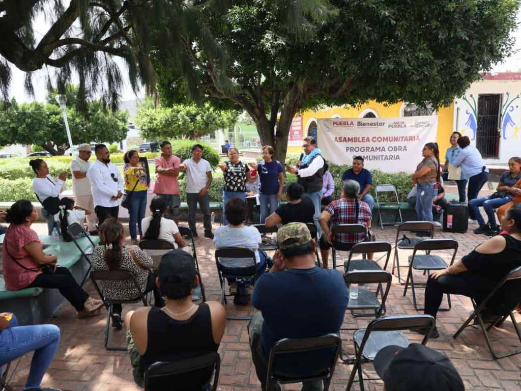 Establece Pável Gaspar Ramírez Comité de Obra Comunitaria en Izúcar de Matamoros