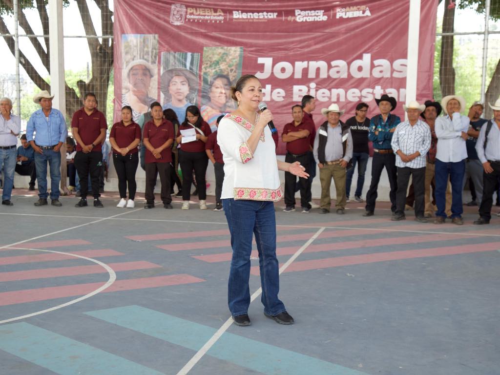 Invita Laura Artemisa a participar en los programas de Bienestar y Obra Comunitaria