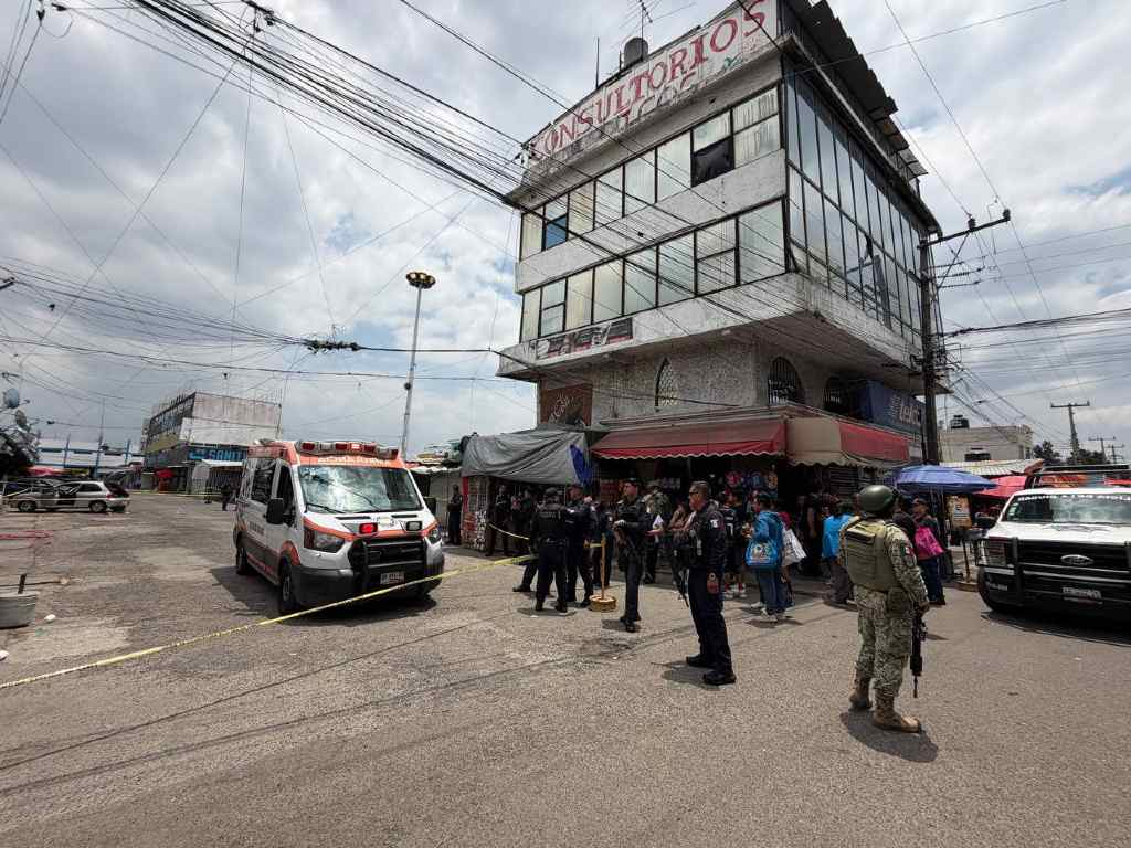 Ataque armado en el Mercado Morelos deja heridos y un hombre privado de la libertad
