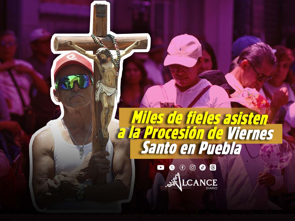Miles de fieles participan en la XXXIV procesión de Viernes Santo en Puebla