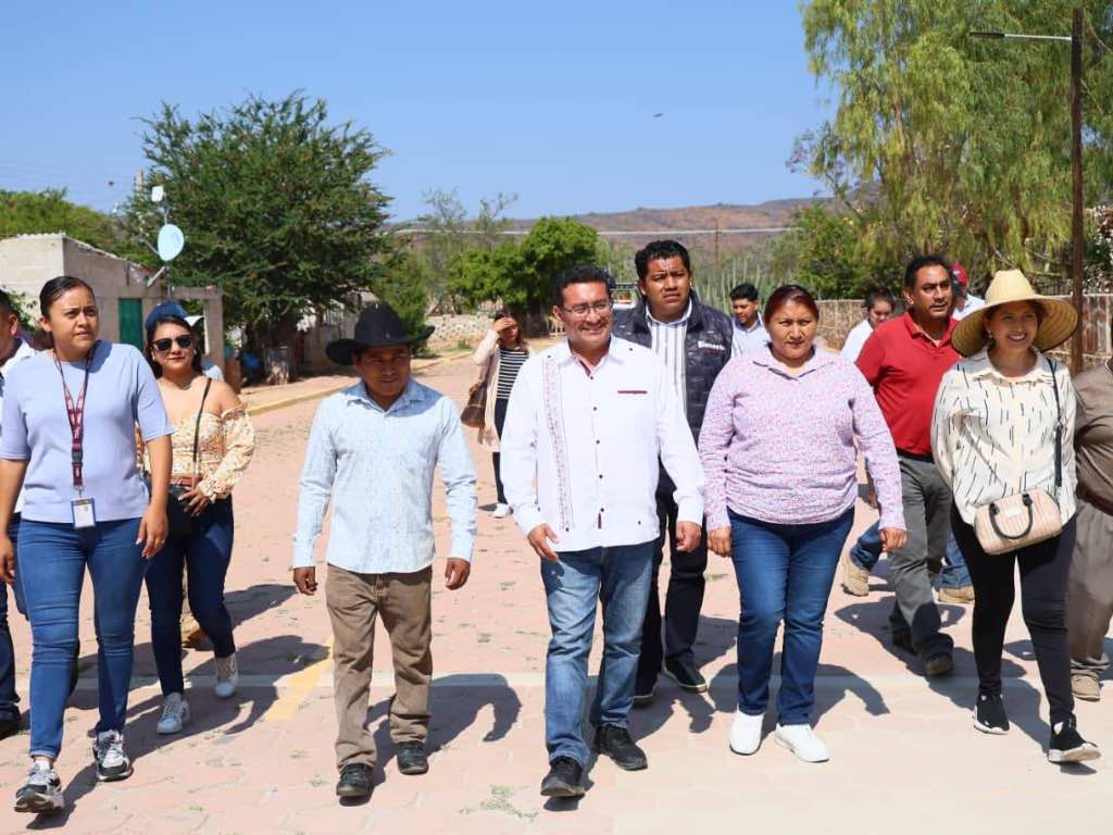 Encabeza Pável Gaspar jornada de inauguración de Obras Comunitarias en la mixteca poblana