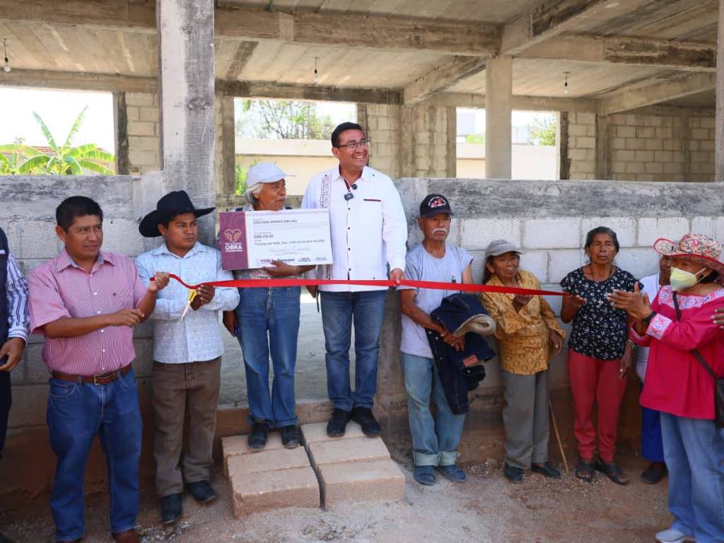 Encabeza Pável Gaspar jornada de inauguración de Obras Comunitarias en la mixteca poblana