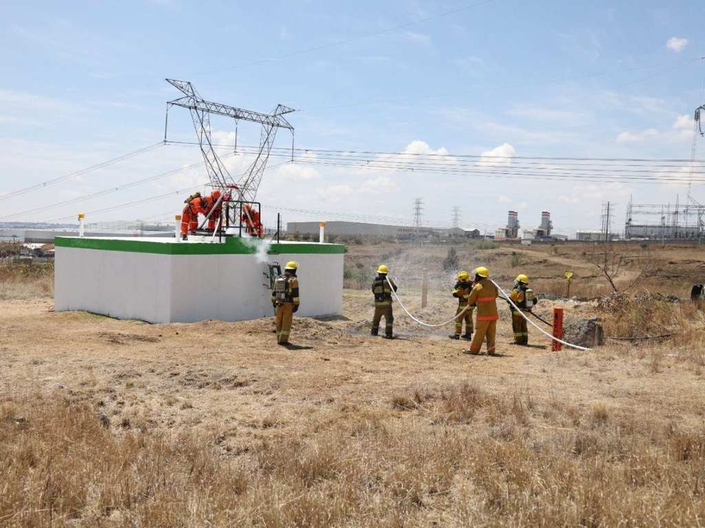 Mejora Cuautlancingo protocolos de emergencia con simulacro de incendio