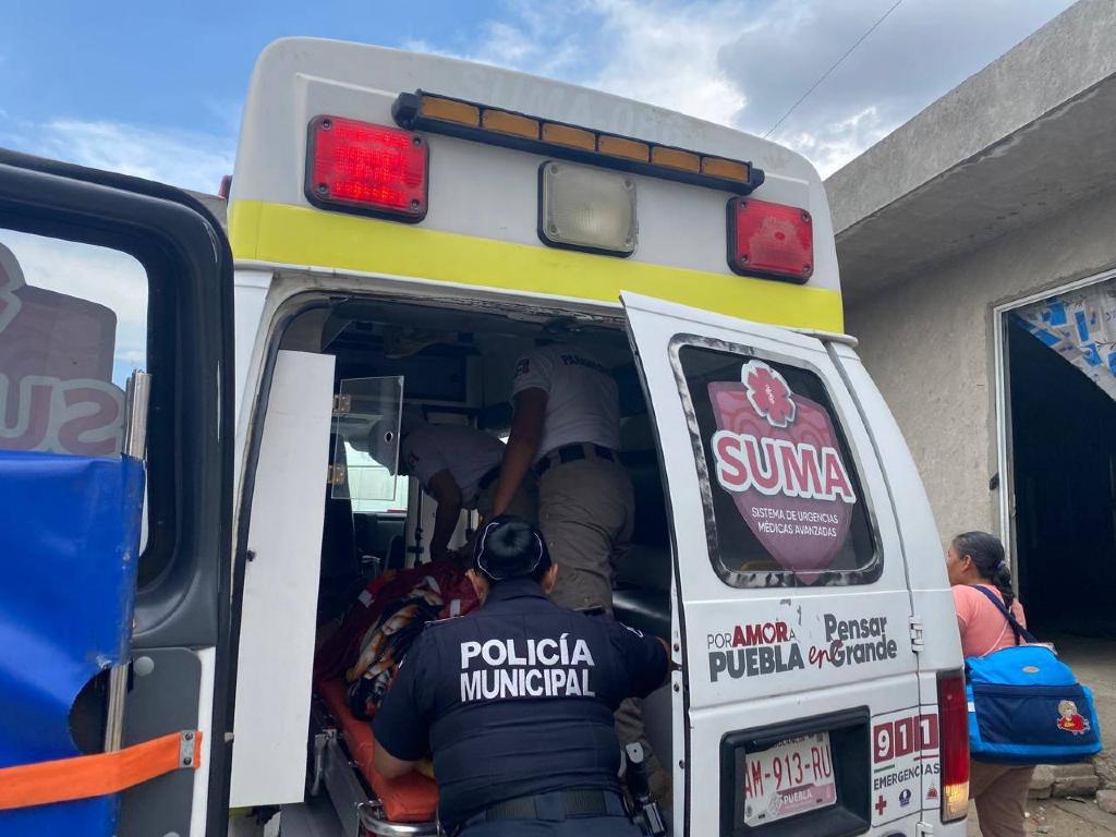 ¡Al rescate! Joven da a luz en su casa; paramédicos de Ocoyucan la auxilian