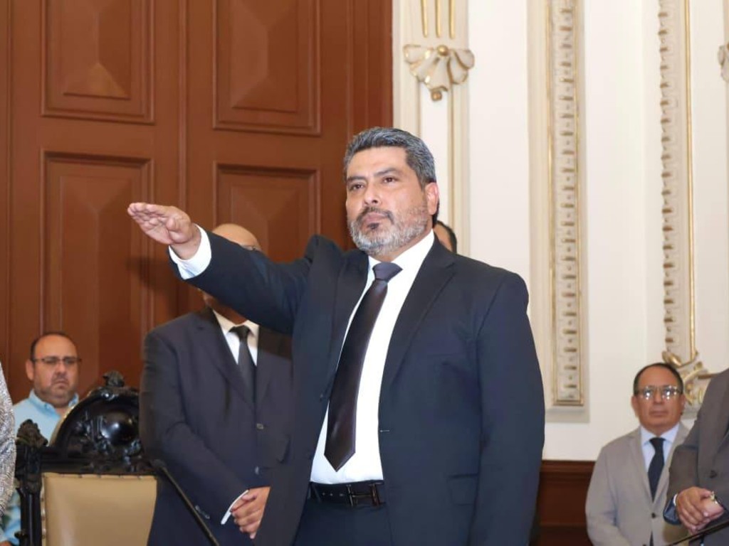 Nombran a Alfonso Aguilar como secretario del Ayuntamiento de Puebla