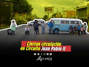 Bloquean Circuito Juan Pablo II por falta de agua en Puebla; cierre afecta ambos sentidos