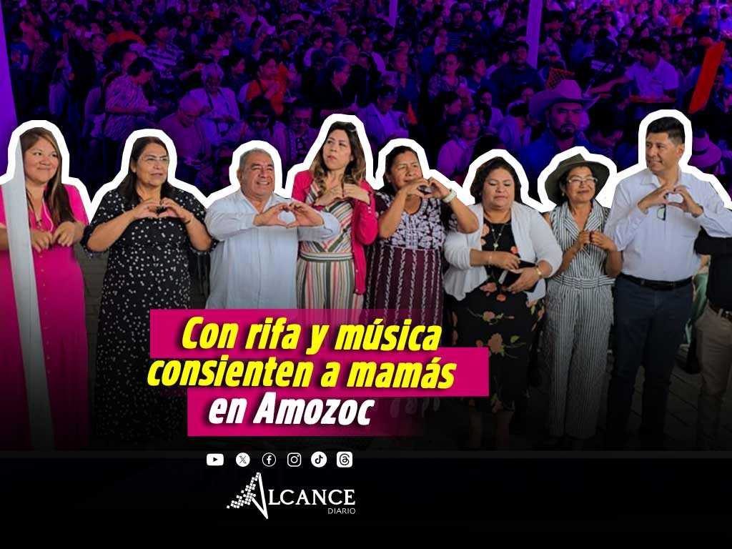 Con rifa, pastel y música celebran a las mamás en Amozoc