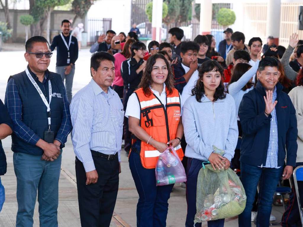 Llevan programa de reciclado a secundarias y bachilleratos de San Andrés Cholula
