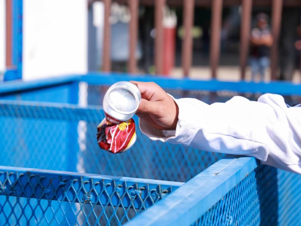 Llevan programa de reciclado a secundarias y bachilleratos de San Andrés Cholula