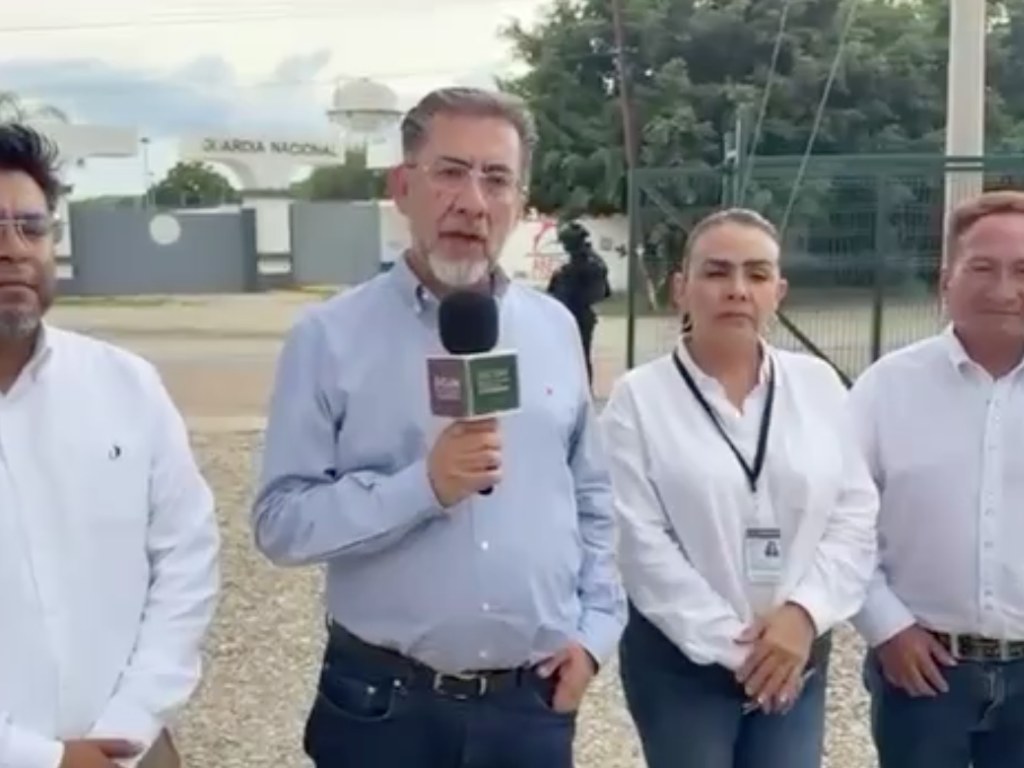 Fracasa mesa de diálogo en Acatlán; SEGOB espera más de ocho horas en Acatlán
