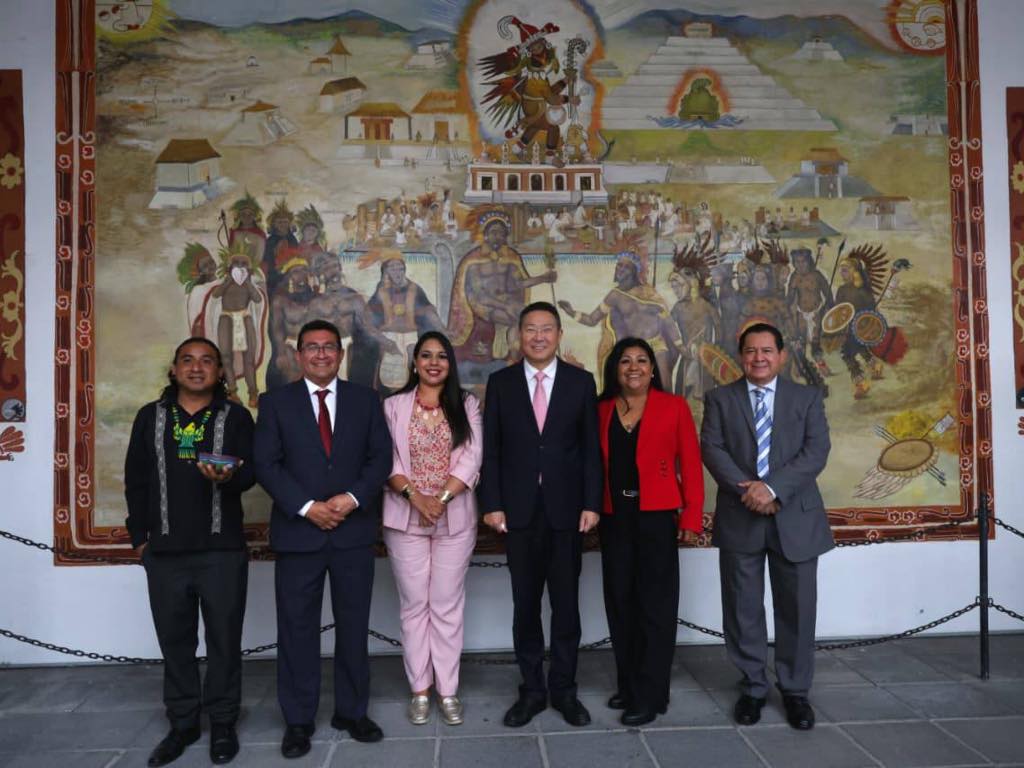 Congreso del Estado refrenda lazos culturales entre Puebla y China con exposición fotográfica en Cholula
