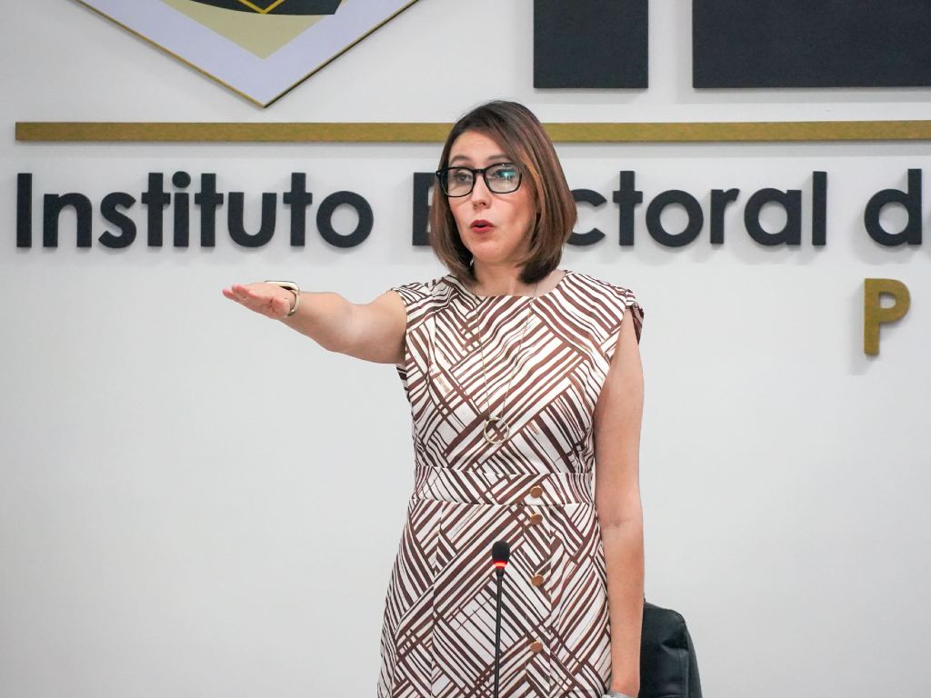 Rinde protesta la nueva Consejera Presidenta Provisional del IEE