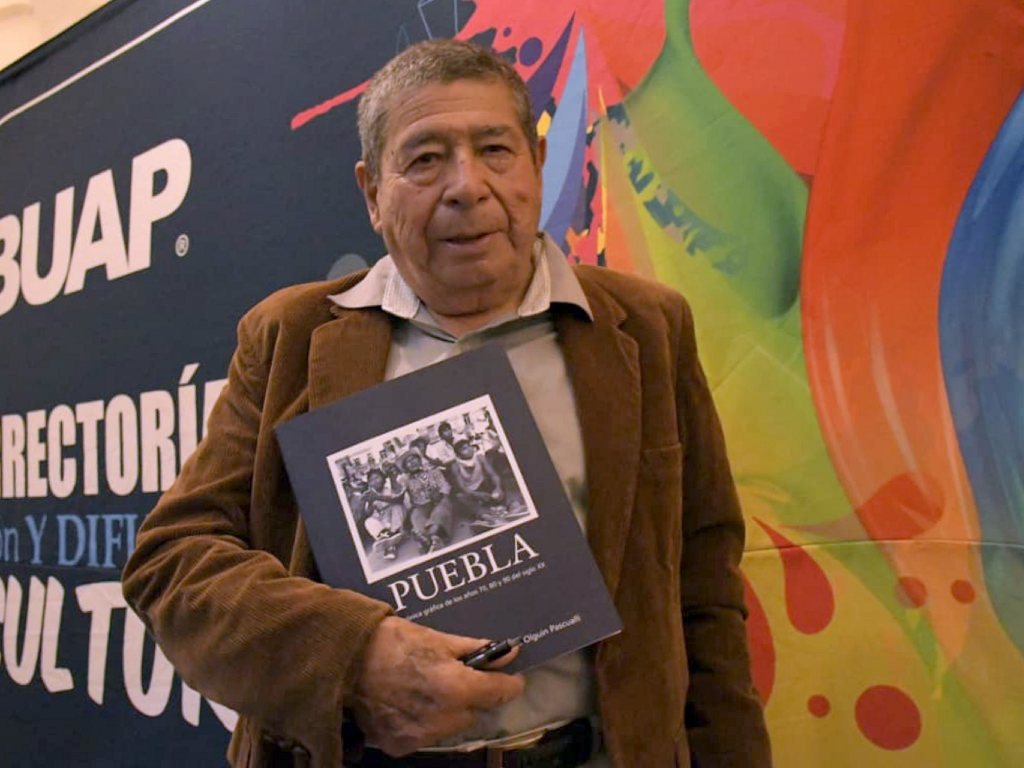 BUAP presenta libro Puebla "Crónica Gráfica de los Años 70, 80 y 90 del Siglo XX"