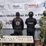 Decomisan armas punzocortantes y celulares tras operativo de revisión en el penal de Cholula
